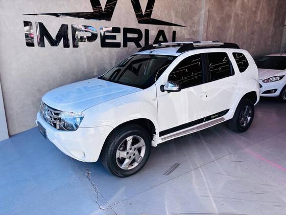 RENAULT DUSTER 2.0 DYNAMIQUE 4X2 16V FLEX 4P AUTOMÁTICO RENAULT DUSTER 2.0 DYNAMIQUE 4X2 16V FLEX 4P AUTOMÁTICO